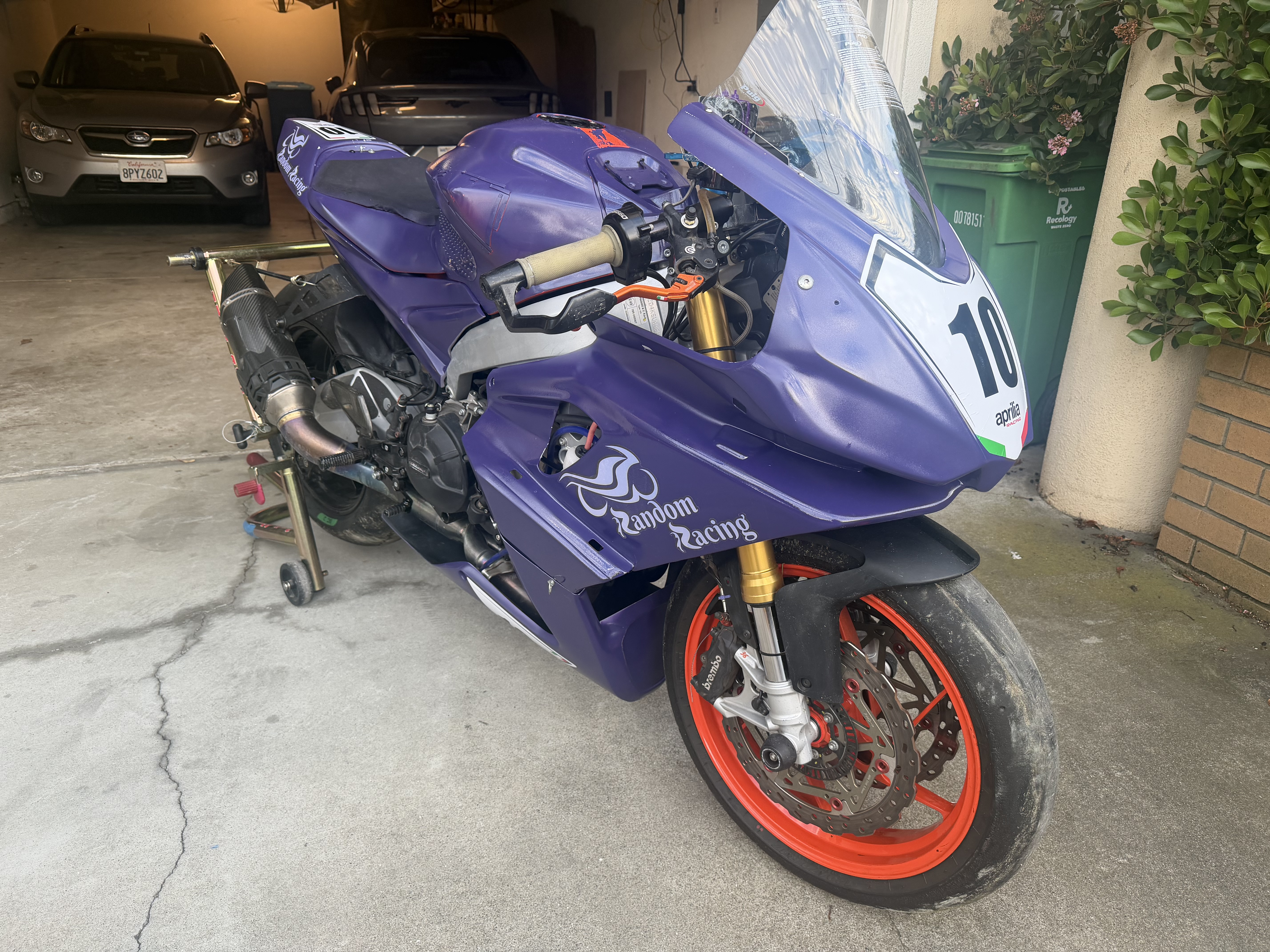 Random Bike Randomly Got a New Bike – Random Racing